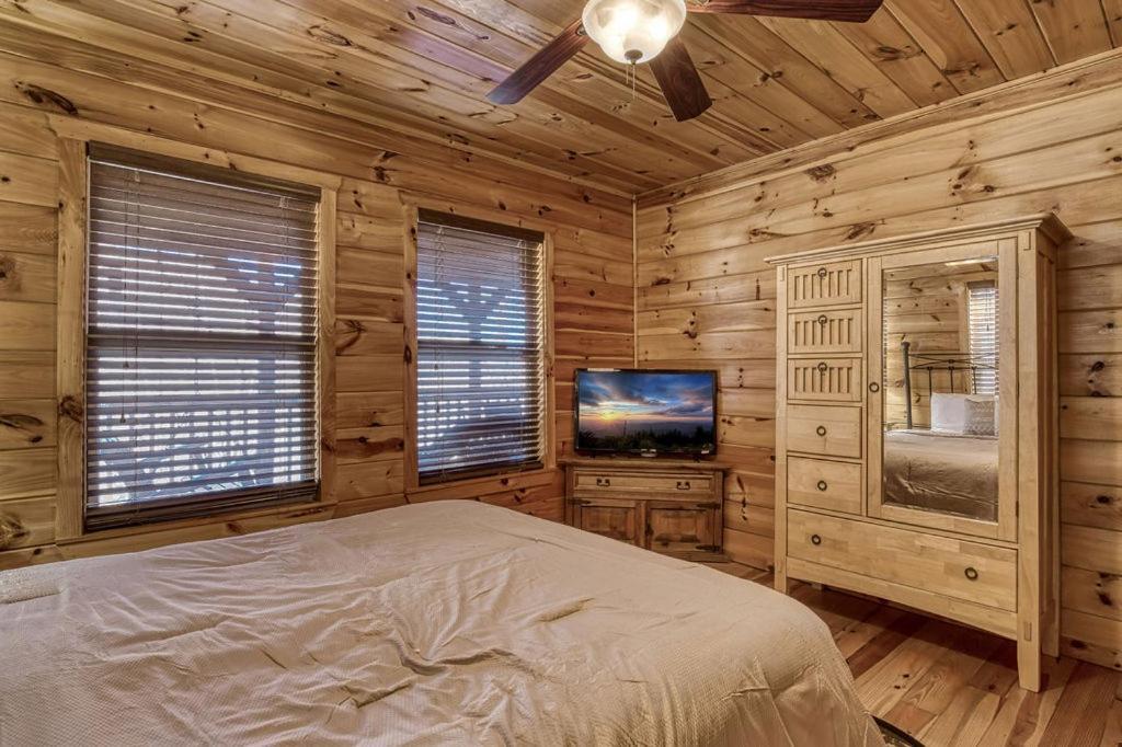 Wilderness Lodge, Hot Tub, Game Room, Pool Access, 1089 Free Tickets Each Paid Day, Dollywood And M Sevierville Exterior foto